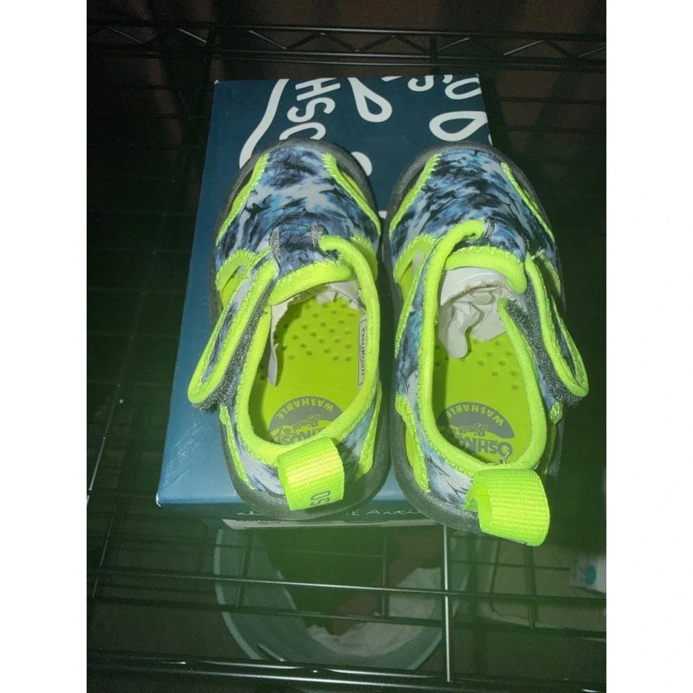 OshKosh Bgosh Toddler 5 M Aquatic Water Shoes Charcoal Neon Blue Tie Dye Sandal